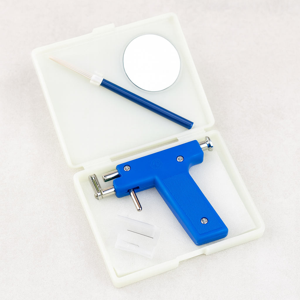 Ear & Nose Piercing Applicator - أداة ثقب الأذن والأنف اليدوية